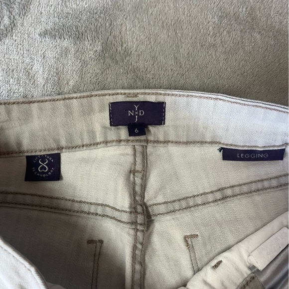 NYDJ White/Grey Color Block High Waist Skinny Denim Jeans - Picture 9 of 13